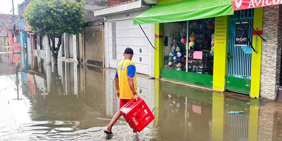 Jardim Pantanal, zona leste de São Paulo, foi uma das regiões mais afetadas pela chuvas que acometeram a capital • CNN/Gabriela Milanezi